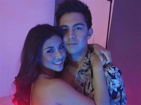 Derrick Monasterio does pumping scene with Sanya Lopez; describes l.